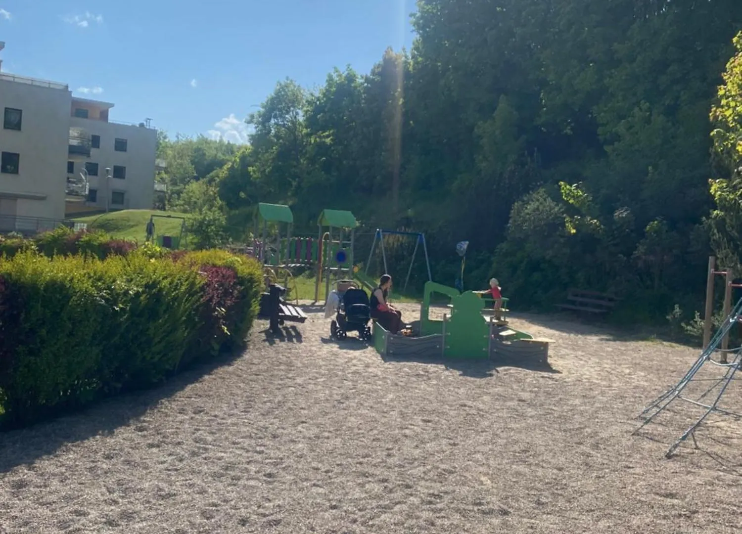 Mysliwski 53M Prywatny Parking Skorka 0*,  Poland